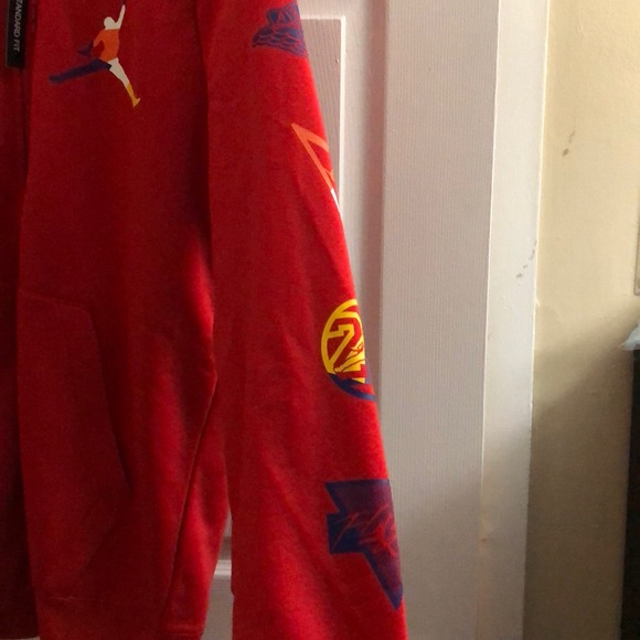 NWT Air Jordan Red Hoodie Full Zip w/ Designs - Picture 6 of 7